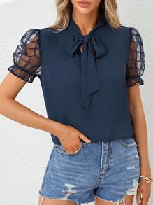 SHEIN Clasi 網紗拼接泡泡袖繫帶領襯衫 - 藏蓝色 - 查看 1