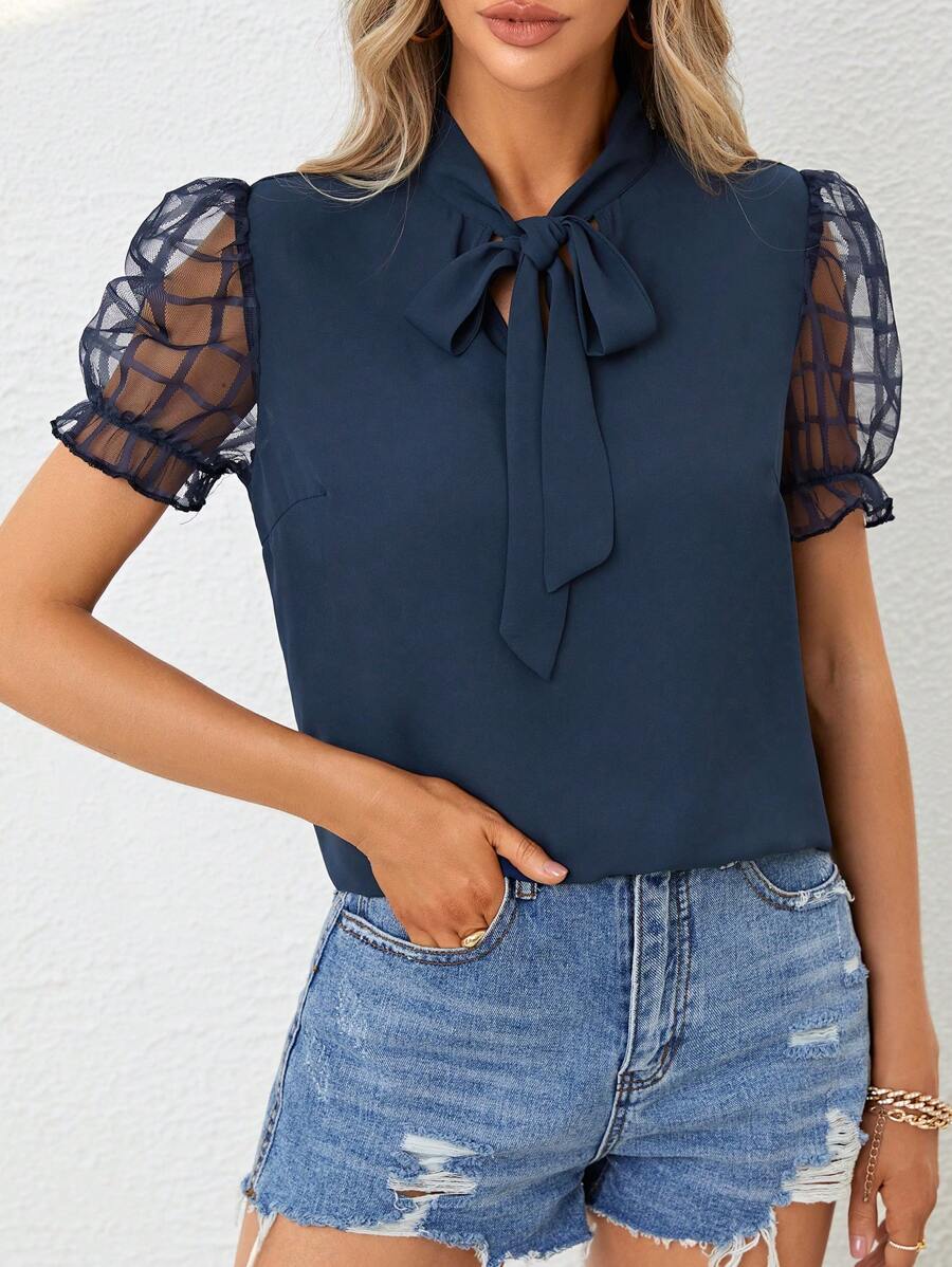 SHEIN Clasi 網紗拼接泡泡袖繫帶領襯衫 - 藏蓝色 - 查看 1