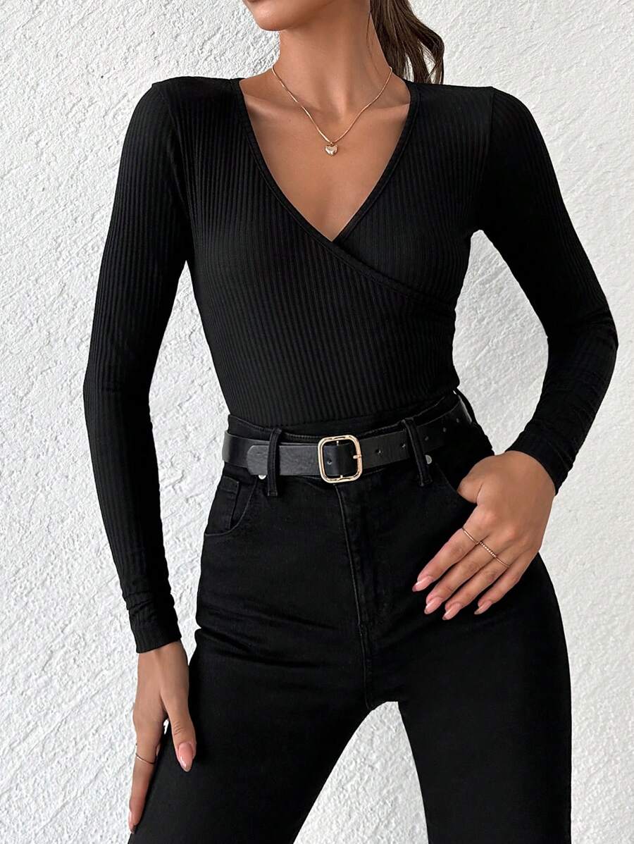 RueChic Top cu gât din tricot cu nervuri solide