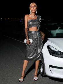 Aveloria 單肩荷葉邊短款上衣&前扭結半身裙 - 銀色 - 查看 3