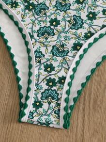 Swim Mod Conjunto bikini bandeau con diseño floral para playa en verano