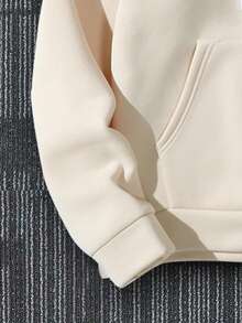 Manfinity Hypemode Men Slogan & Figure Graphic Kangaroo Pocket Drawstring Hoodie - Khaki - View 5