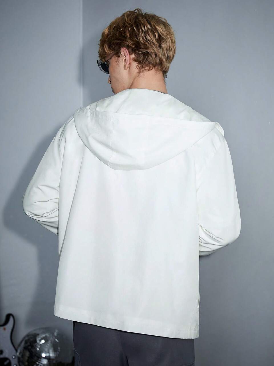 Loose Men's Letter Graphic Hooded Jacket