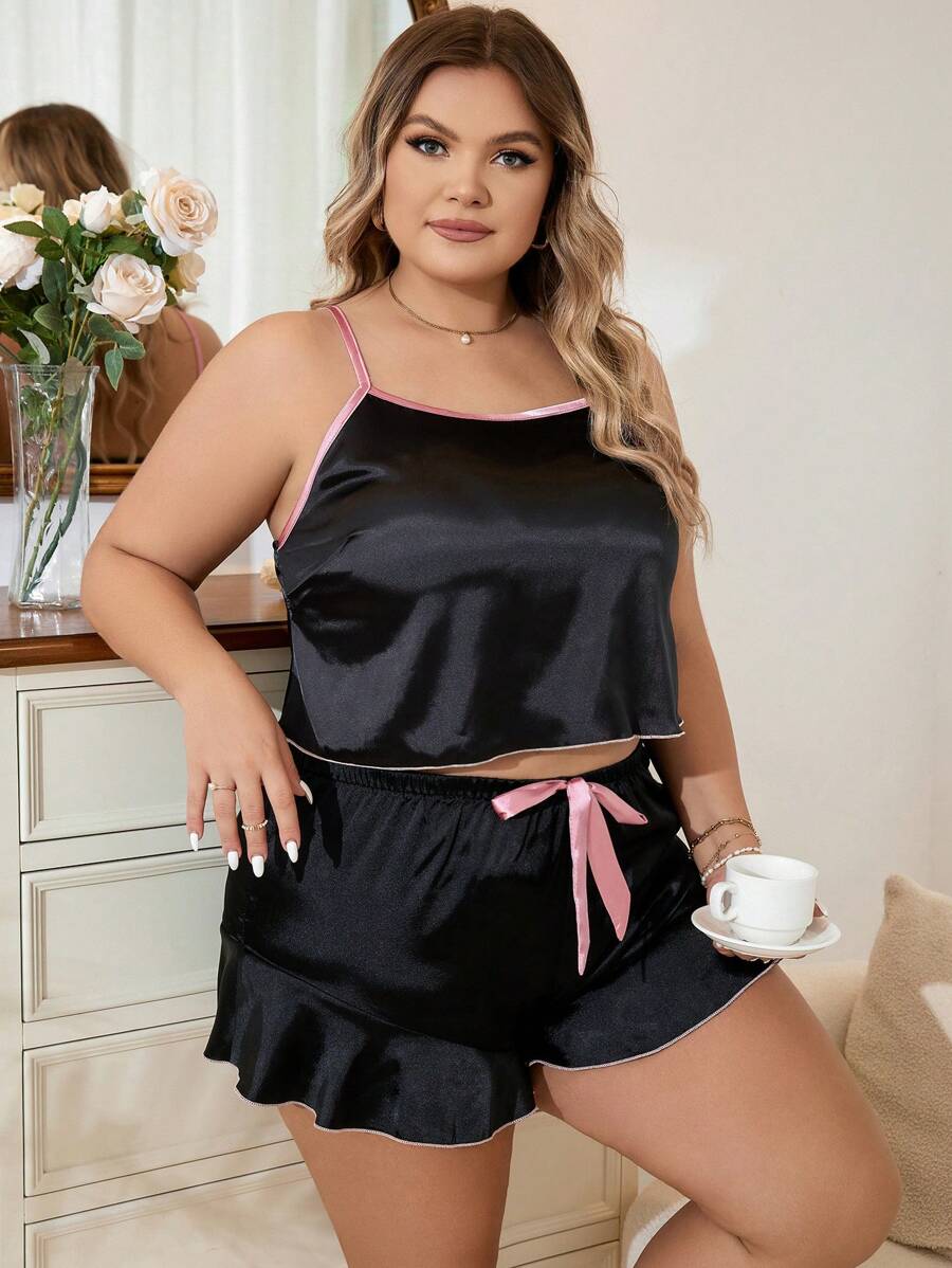 大碼撞色滾邊荷葉邊緞面吊帶背心和短褲睡衣套裝