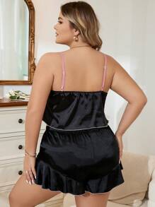 大碼撞色滾邊荷葉邊緞面吊帶背心和短褲睡衣套裝