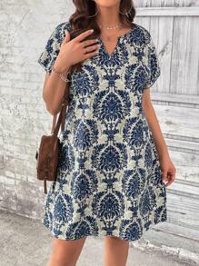 SHEIN LUNE Plus Allover Print Notched Neckline Dress, Summer,Beach Dress Sundress,Holiday Outfits Boho
