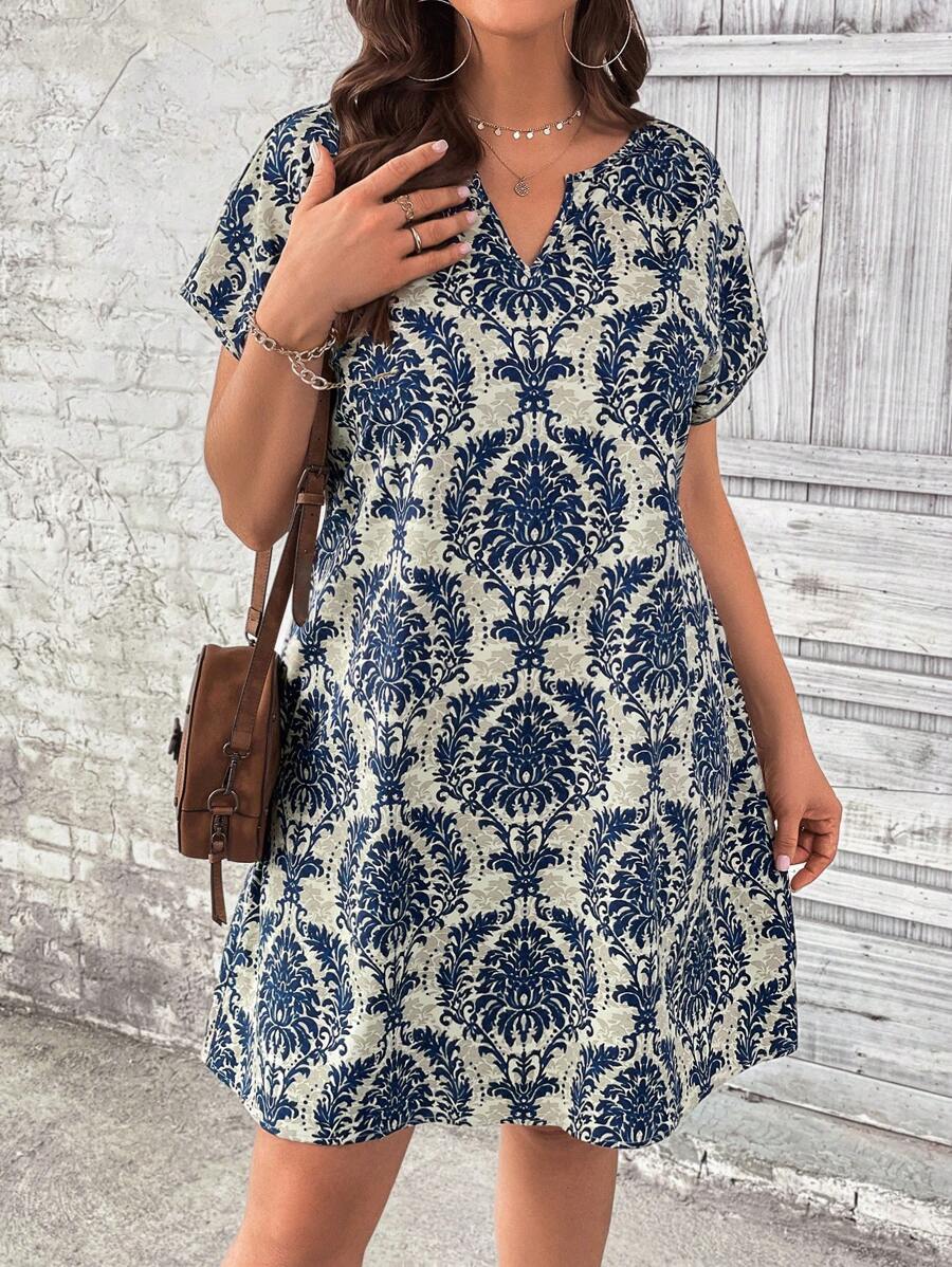 SHEIN LUNE Plus Allover Print Notched Neckline Dress, Summer,Beach Dress Sundress,Holiday Outfits Boho