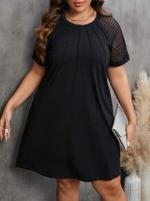 SHEIN LUNE Talla grande Vestido con encaje en contraste de manga raglán con costura detalle - Negro - Ver 1