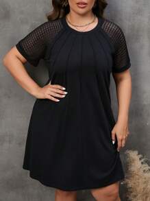 SHEIN LUNE Talla grande Vestido con encaje en contraste de manga raglán con costura detalle - Negro - Ver 5