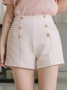 DAZY Button Detail Shorts