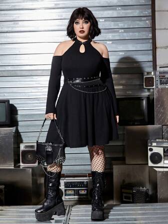 Kleid mit Ausschnitt, schulterfrei ohne Gürtel