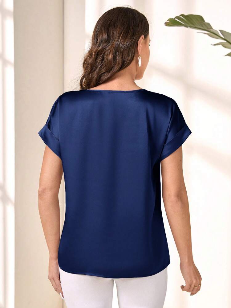 Women's Casual Solid Color Minimalist Round Neck Short Sleeve Shirt