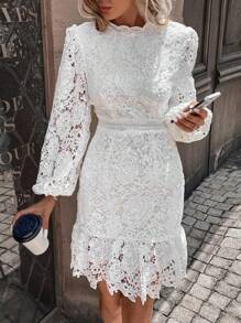 SHEIN Essnce 水溶蕾絲拼接燈籠袖荷葉邊連衣裙 - 白色 - 查看 2