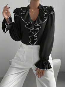 SHEIN Privé 荷葉邊喇叭袖襯衫 - 黑色 - 查看 3