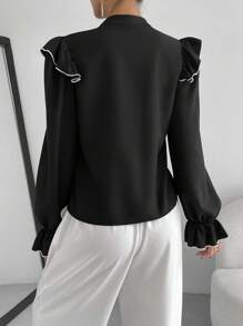 SHEIN Privé 荷葉邊喇叭袖襯衫 - 黑色 - 查看 4