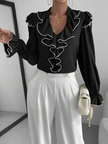 SHEIN Privé 荷葉邊喇叭袖襯衫 - 黑色 - 查看 5