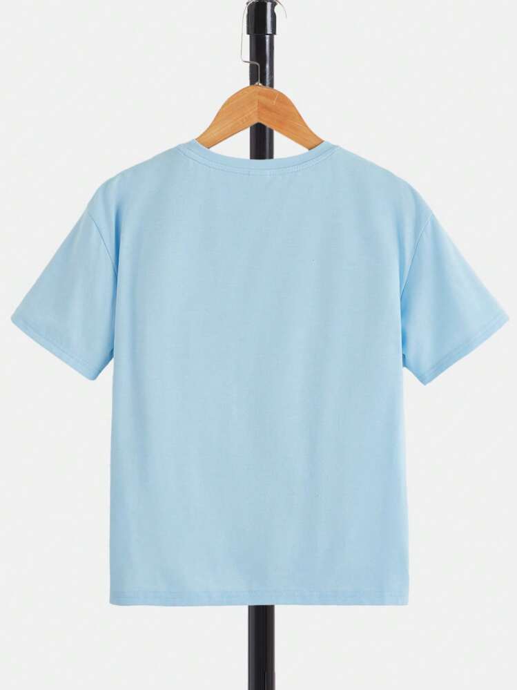 SHEIN 適合青少年男孩夏季短袖圓領休閒T恤，帶標語和卡通圖案 - 淺藍色 - 查看 2