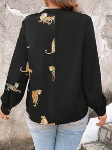 SHEIN LUNE 大碼豹紋印花缺口領襯衫 - 黑色 - 查看 2