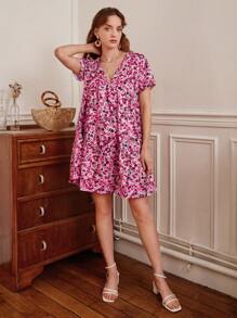 SHEIN Frenchy Vestido con estampado floral de cuello V