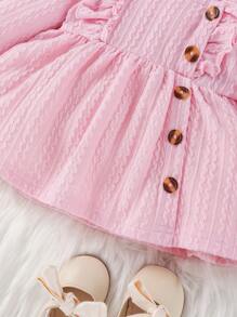 SHEIN Vestido casual de unicolor con ribete de volantes y detalles de botones para bebé niña de primavera/verano - Rosa - Ver 4