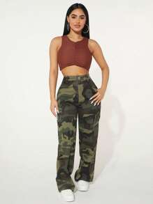 SHEIN PETITE Jeans cargo con estampado de camuflaje con bolsillo con solapa