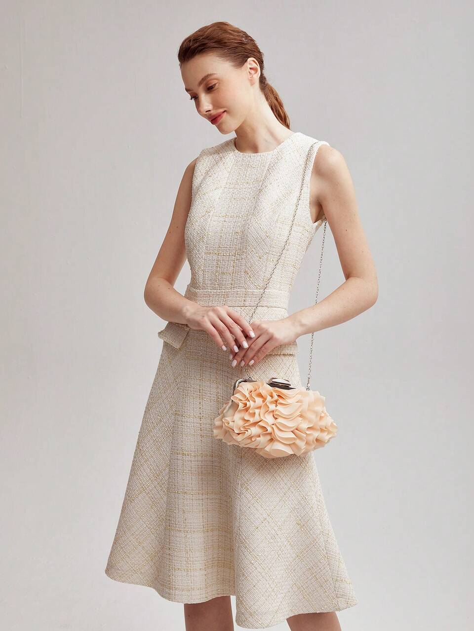 RUFFLE CLUTCH BAG