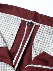 Manfinity Mode 男士1入組前紐扣馬甲&1入組西裝褲 - 酒紅色 - 查看 5