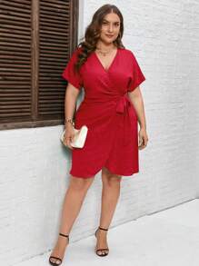 SHEIN Clasi Talla grande Vestido cruzado unicolor con nudo lateral - Rojo - Ver 6