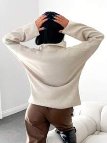 EURMUSE 素色四分之一拉鏈落肩袖套頭毛衣 - 淺灰色 - 查看 2