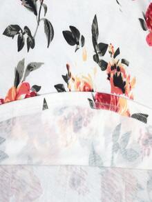 Vestido con estampado floral ribete con fruncido - Blanco - Ver 5