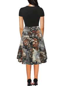 印花斜口袋洋裝