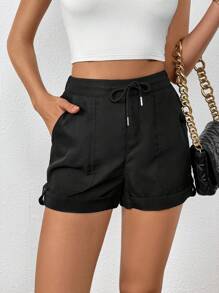 SHEIN Essnce 腰部抽繩卷邊短褲 - 黑色 - 查看 1