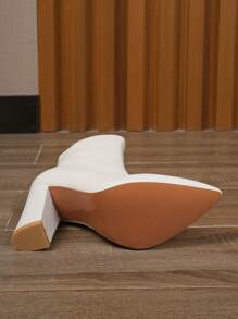 2025 New Fashion Pointed Toe Chunky Heel Metallic Silver Sexy Women's Ankle Boots - White - View 4