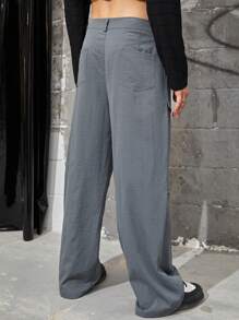 Manfinity EMRG 男士寬鬆褲子,帶有翻蓋口袋和拉鍊細節 - 灰色 - 查看 2