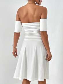 SHEIN Privé 一字肩前扭結褶邊洋裝 - 白色 - 查看 2