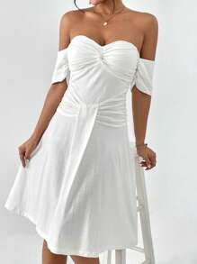 SHEIN Privé 一字肩前扭結褶邊洋裝 - 白色 - 查看 6