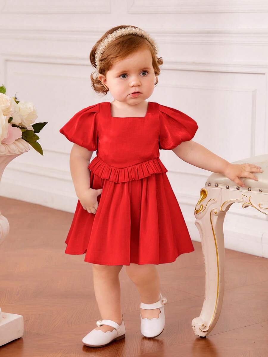 SHEIN Đứa bé gái Ống tay áo Cổ vuông Viền Ruffle Đầm - Đỏ - Xem 1
