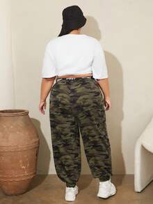 SHEIN CURVE+ Hơn Camo In Eo băng chữ Quần thể thao - Nhiều màu - Xem 2