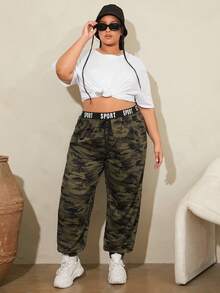 SHEIN CURVE+ Hơn Camo In Eo băng chữ Quần thể thao - Nhiều màu - Xem 5