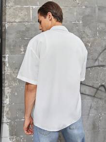 Manfinity Hypemode Men's Loose Fit Solid Color Button Down Shirt With Flap Pockets - White - View 2