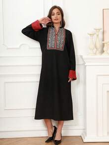 花卉刺繡露襠領連衣裙 - 黑色 - 查看 4