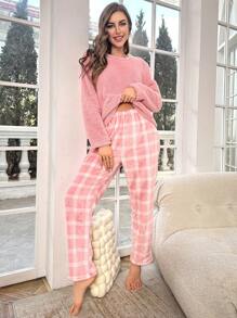 Plaid Print Flannel PJ Set / Fluffy Pajama Set Cozy And Elegant Details, Fall Winter Clothes