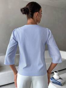 SHEIN LUNE 条纹印花卷袖衬衫、长袖上衣 - 淺藍色 - 查看 2