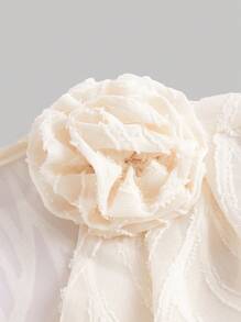 GENKIRA 素色立體花卉襯衫 - 白色 - 查看 3