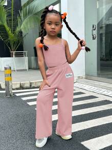 SHEIN 女小童1入組吊帶上衣&1入組字母貼布闊腿褲 - 淺粉色 - 查看 4