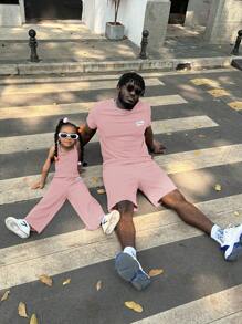 SHEIN 女小童1入組吊帶上衣&1入組字母貼布闊腿褲 - 淺粉色 - 查看 8