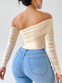 SHEIN Privé 不對稱領褶邊短款上衣 - 杏色 - 查看 2