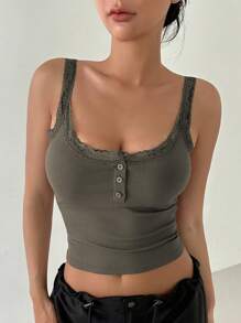 DAZY Trang trí ren Nút phía trước Cắt chóp Cami - Màu xanh Ô liu - Xem 3