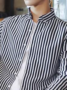 Men 1pc Striped Print Shirt - Black and White - View 3