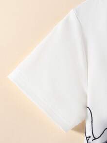 SHEIN 男小童卡通圖案T恤&翻蓋細節短褲 - 藍色 - 查看 5